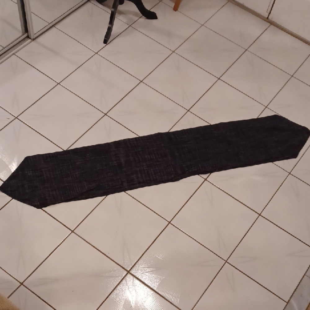 4/$30 Black & Gray Table Runner